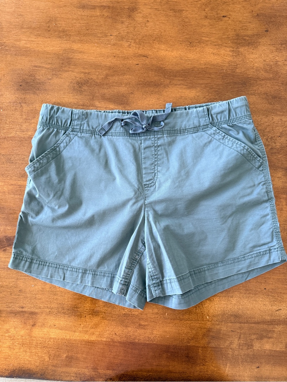 Eddie Bauer Women's Drawstring Casual Shorts — Sage Green